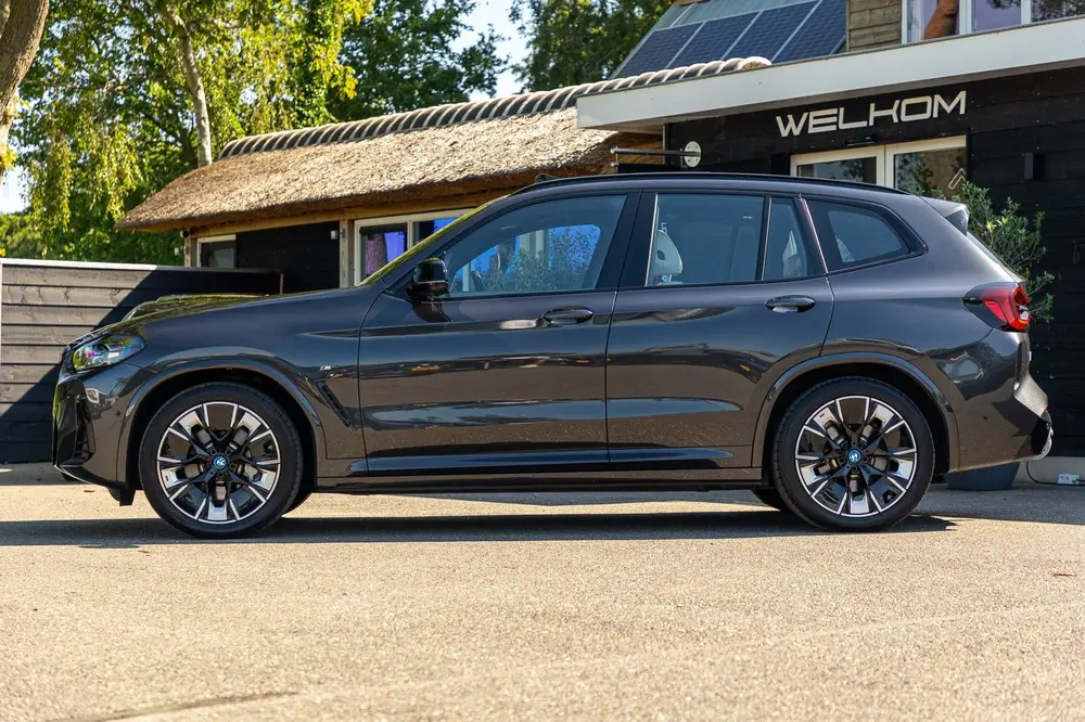BMW iX3 High Executive 80 kWh Soh 99% I M Pakket I uit 2022, foto 9