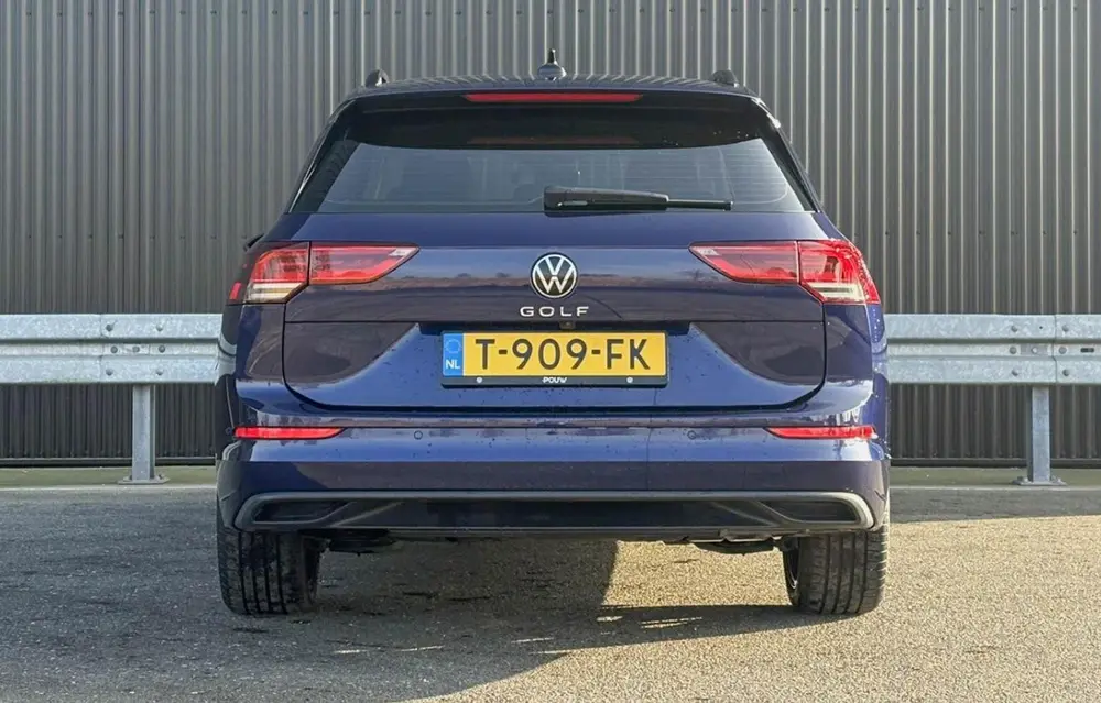 Volkswagen Golf Variant 1.0 TSI 110pk Life | 18" Velgen | Na uit 2023, foto 10