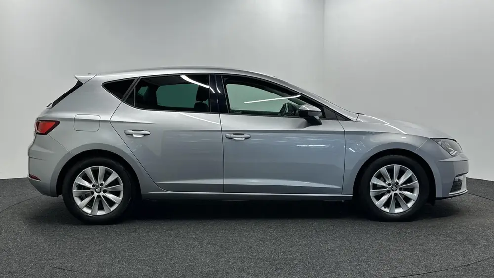 SEAT Leon 1.0 EcoTSI Style CRUISE STOELVER VIRTUAL CAMERA EC uit 2019, foto 9