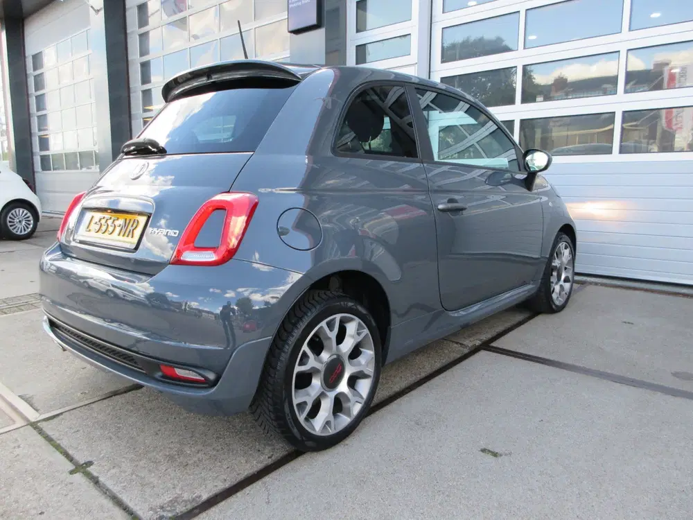 Fiat 500 1.0 Hybrid Sport uit 2021, foto 10