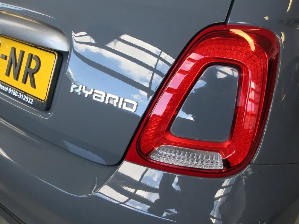 Fiat 500 1.0 Hybrid Sport uit 2021, foto 13