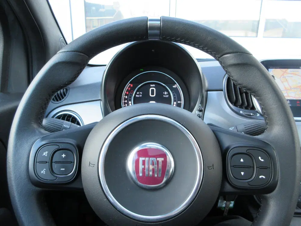 Fiat 500 1.0 Hybrid Sport uit 2021, foto 16