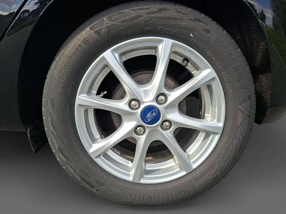 Ford Fiesta 1.0 EcoBoost Hybrid Titanium uit 2021, foto 2