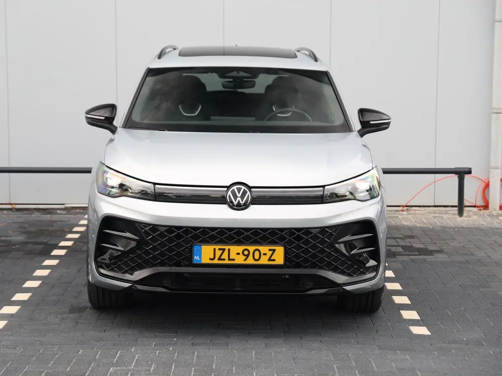 Volkswagen Tiguan 1.5 eHybrid R-Line Edition 272PK DSG | Bla uit 2025, foto 4