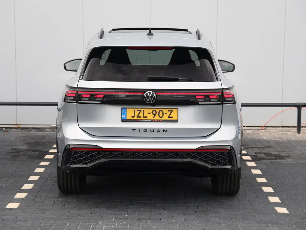 Volkswagen Tiguan 1.5 eHybrid R-Line Edition 272PK DSG | Bla uit 2025, foto 6
