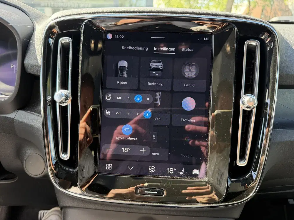 Volvo C40 Recharge Twin Intro Edition 78 kWh 4WD SOH uit 2022, foto 17