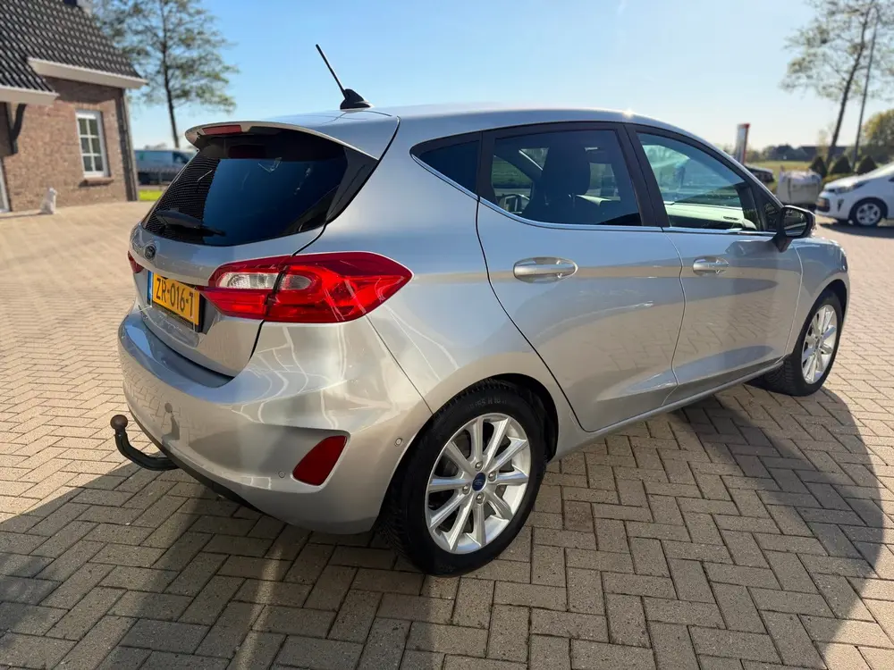Ford Fiesta /1.0 EcoBoost Titanium/ Carplay/ Camera/ Parkass uit 2019, foto 2