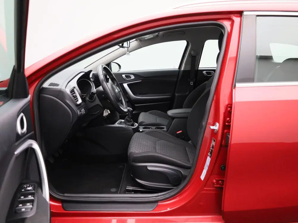Kia Ceed 1.0 T-GDi DynamicLine uit 2021, foto 9