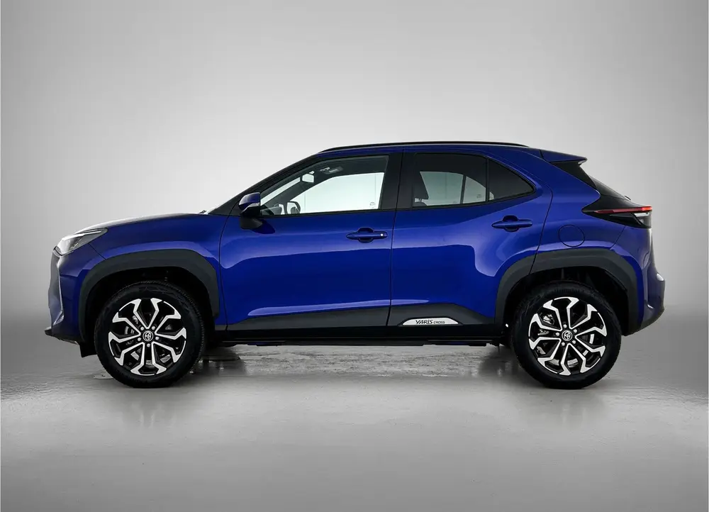 Toyota Yaris Cross 1.5 Hybrid 115 First Edition uit 2025, foto 3