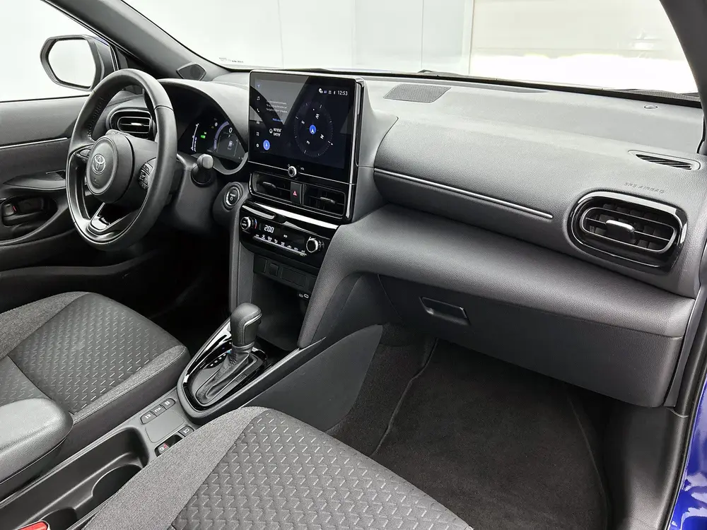 Toyota Yaris Cross 1.5 Hybrid 115 First Edition uit 2025, foto 6