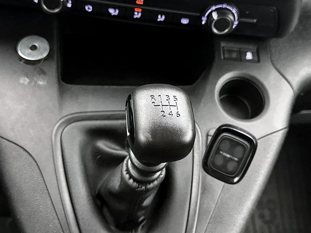Toyota Proace City 1.2 Turbo Cool Benzine Cruise control Par uit 2022, foto 20