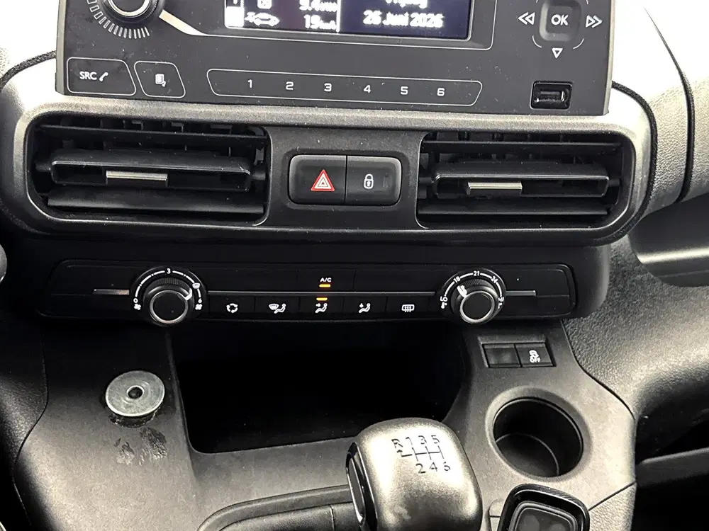 Toyota Proace City 1.2 Turbo Cool Benzine Cruise control Par uit 2022, foto 9