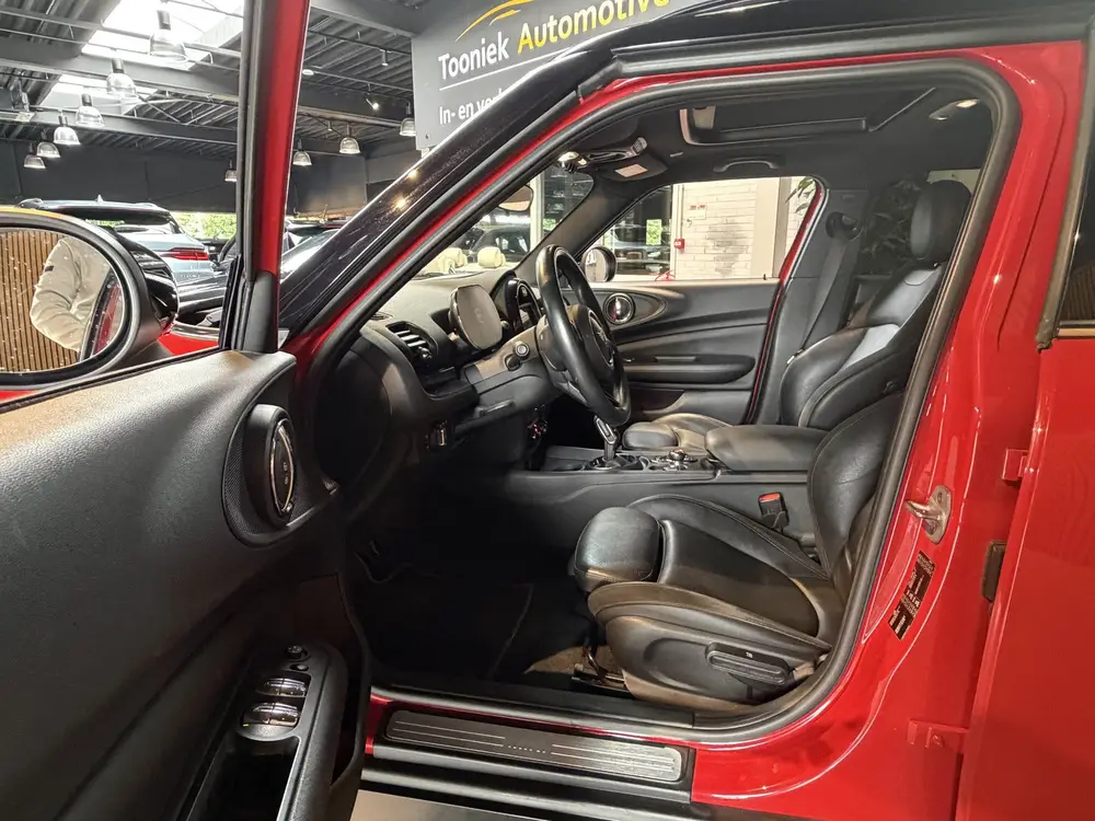 Mini Clubman 1.5 Cooper Chili automaat | JOHN COOPER WORKS | uit 2019, foto 9