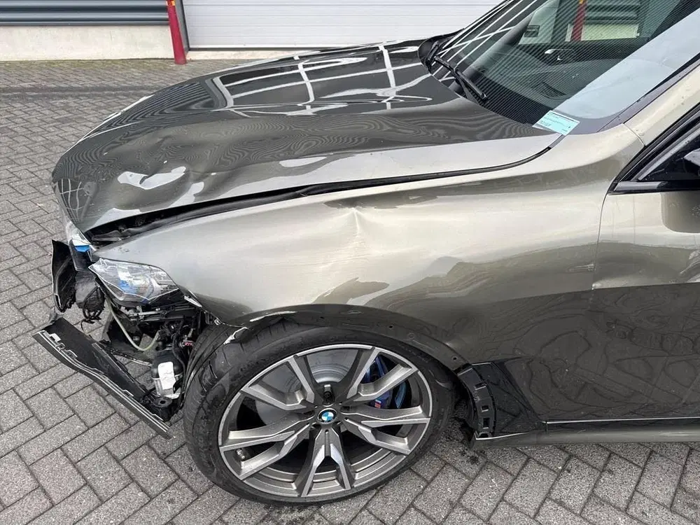 BMW X7 XDrive40d High Executive uit 2022, foto 10