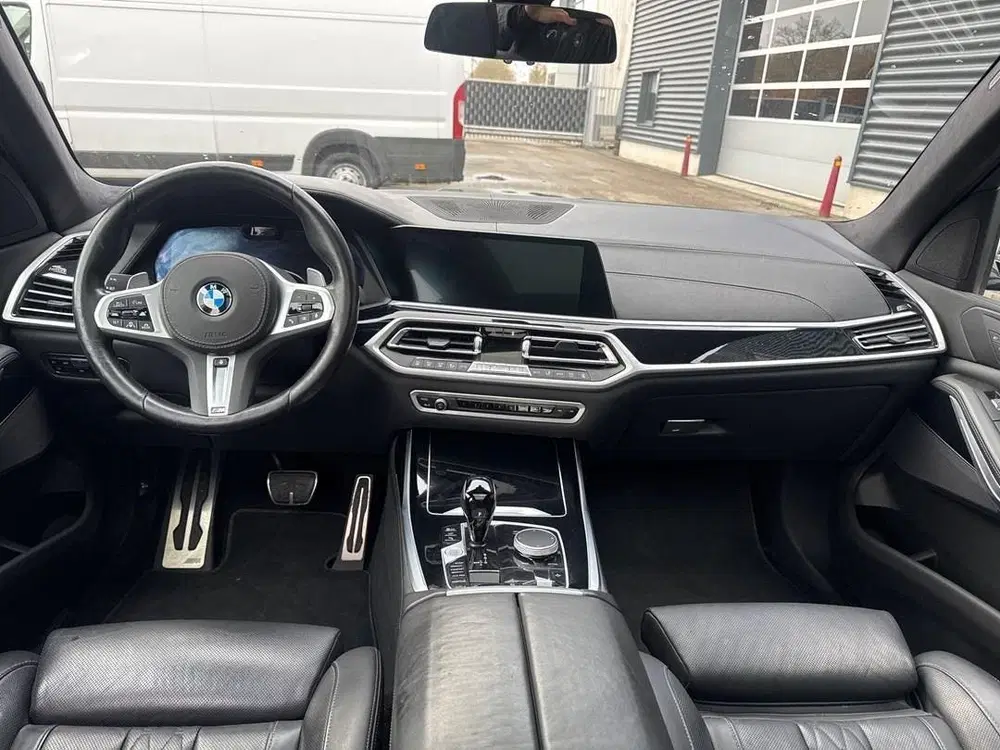 BMW X7 XDrive40d High Executive uit 2022, foto 14