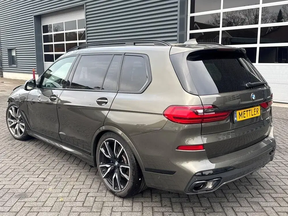 BMW X7 XDrive40d High Executive uit 2022, foto 3