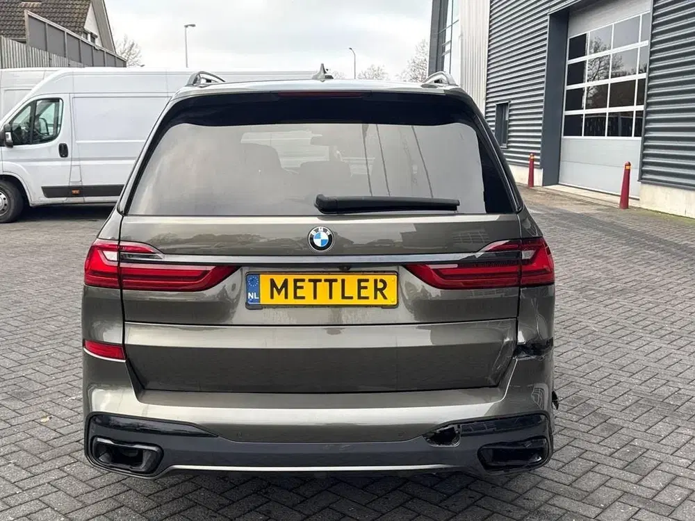 BMW X7 XDrive40d High Executive uit 2022, foto 4