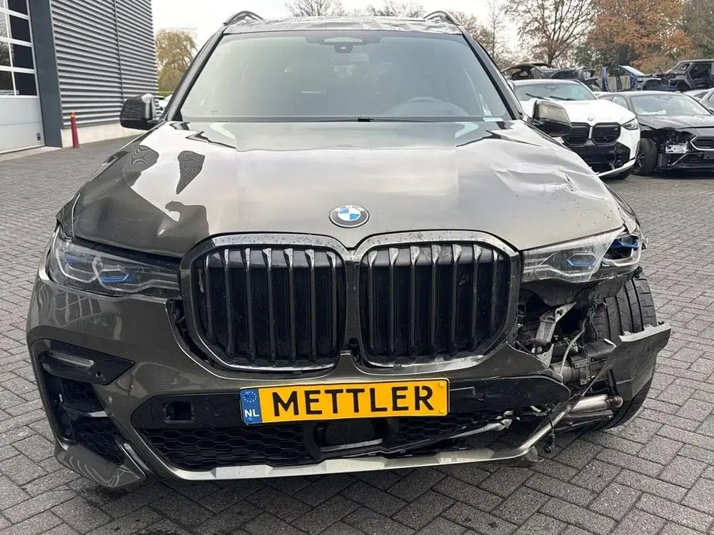 BMW X7 XDrive40d High Executive uit 2022, foto 9