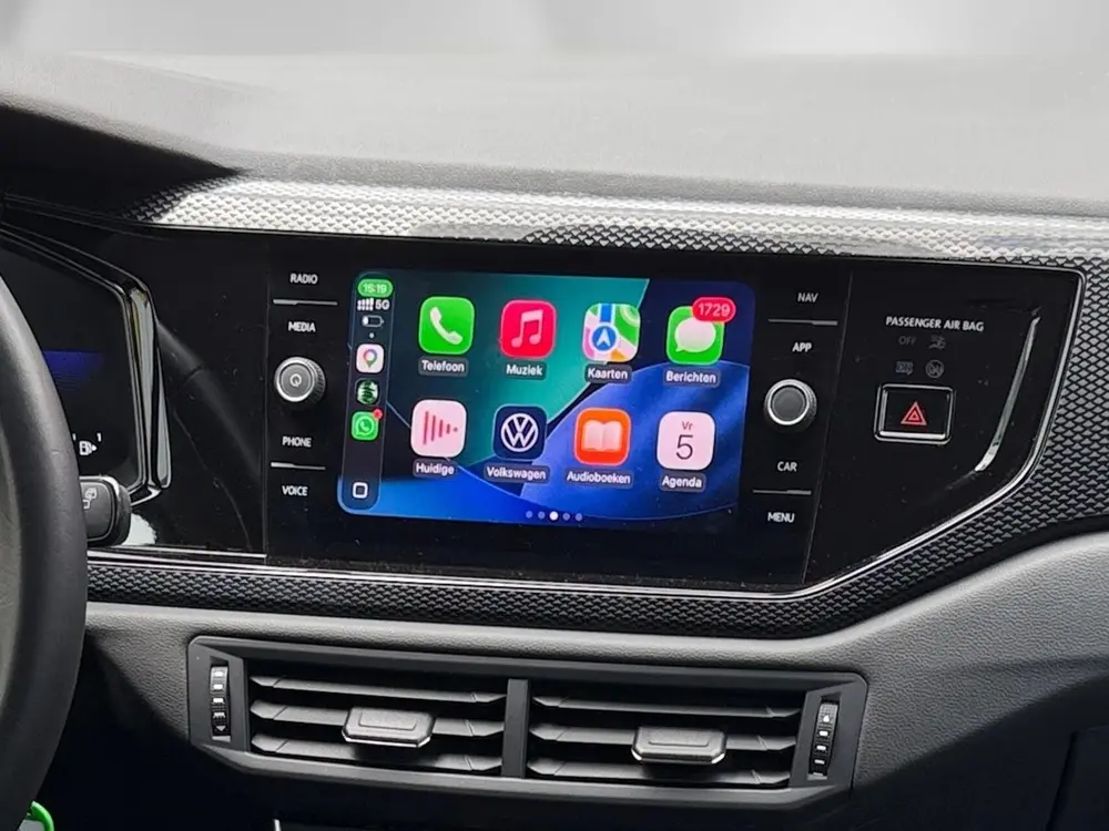 Volkswagen Polo 1.0 TSI R-Line*CAM*Apple Carplay*DAB*Lane As uit 2023, foto 16