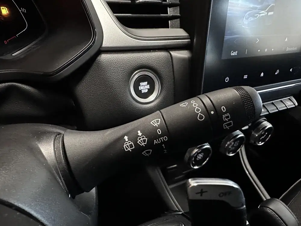 Renault Captur 1.3 TCe Techno Camera uit 2024, foto 18