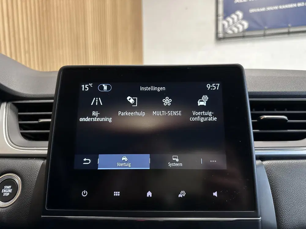 Renault Captur 1.3 TCe Techno Camera uit 2024, foto 9