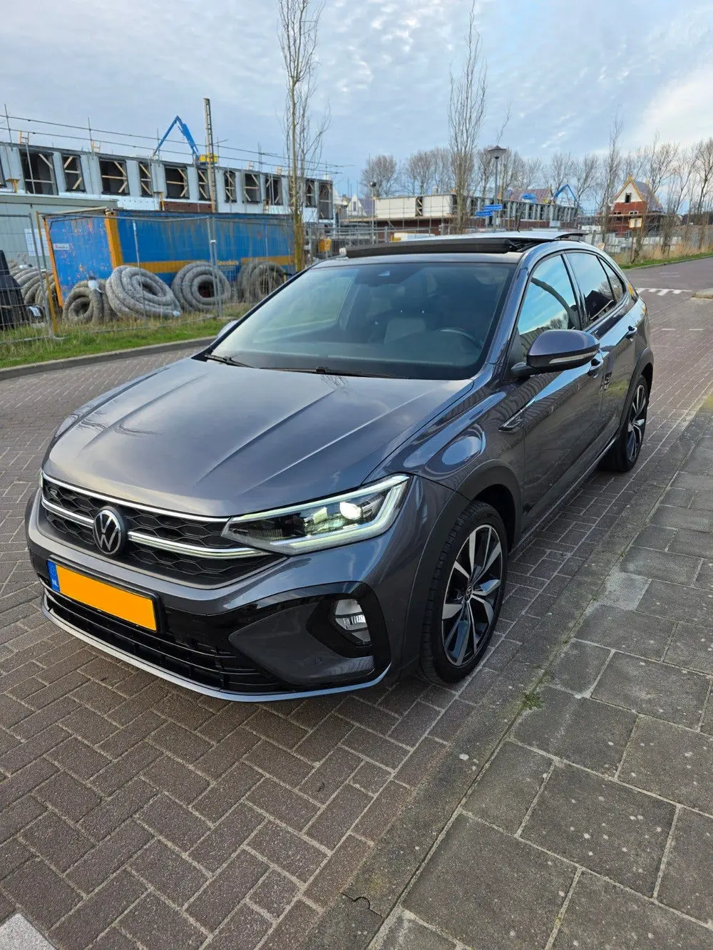 Volkswagen Taigo Turbo R-LINE 2022|PANO|LANE|ACC|DSG|18"|LED uit 2022, foto 2