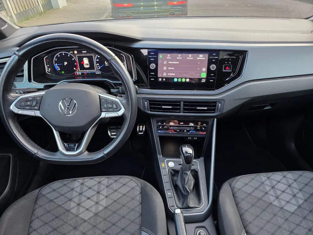 Volkswagen Taigo Turbo R-LINE 2022|PANO|LANE|ACC|DSG|18"|LED uit 2022, foto 8
