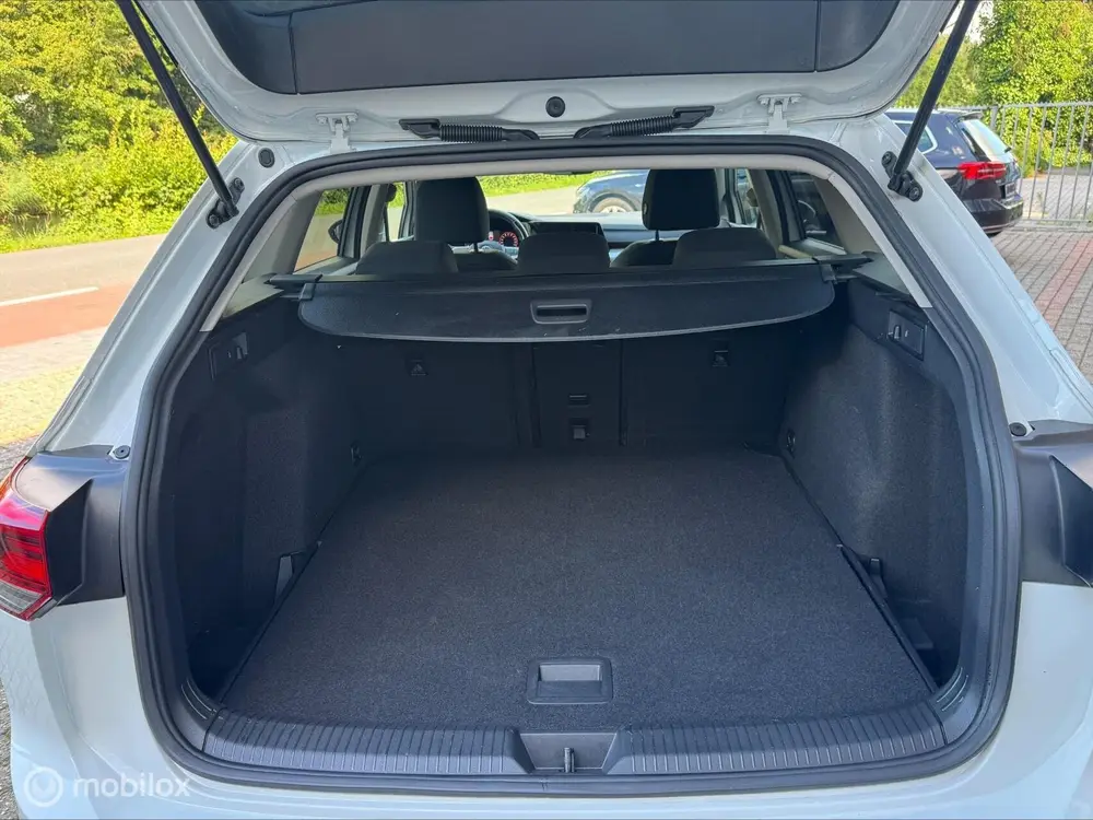 Volkswagen Golf Variant 1.0 eTSI DSG ECC-AIRCO/CRUISE/PDC uit 2021, foto 10