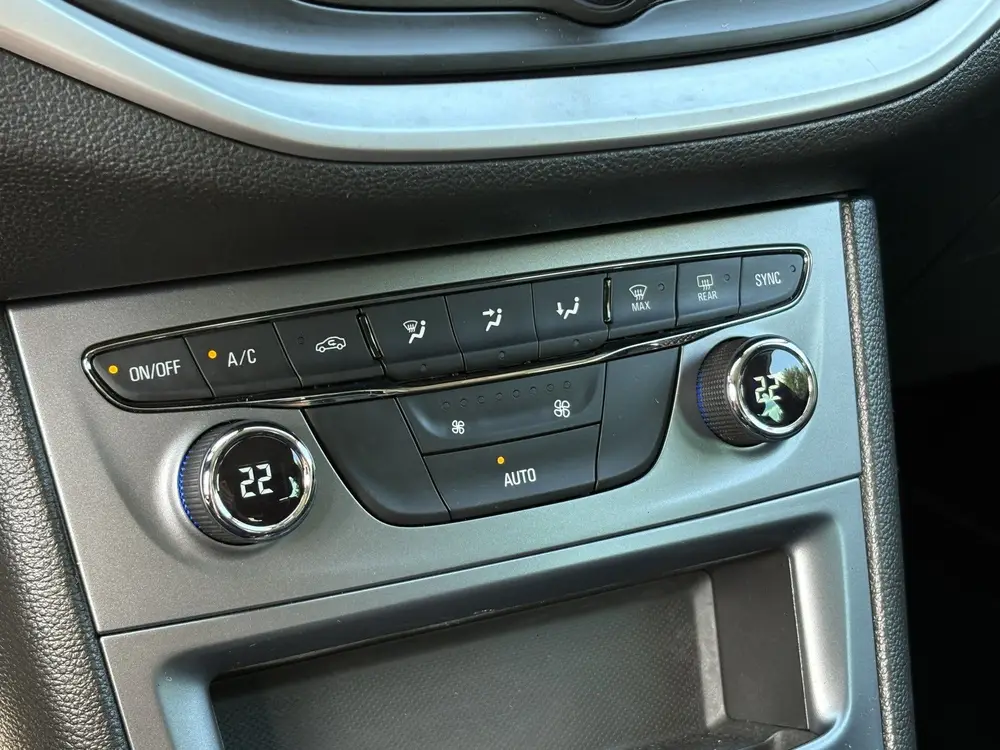 Opel Astra 1.0 Turbo 120 Jaar Edition | Carplay | Cruise | N uit 2019, foto 18