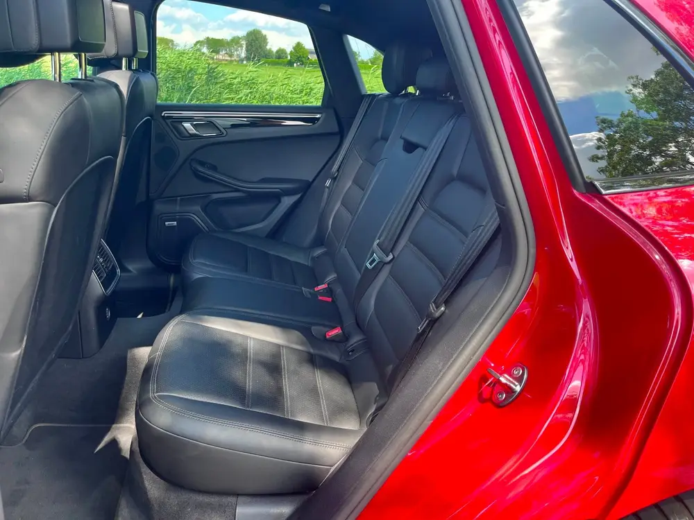 Porsche Macan 3.0 S, Luchtvering , Panoramadak uit 2019, foto 13