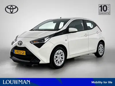 Toyota Aygo 1.0 VVT-i x-play uit 2020
