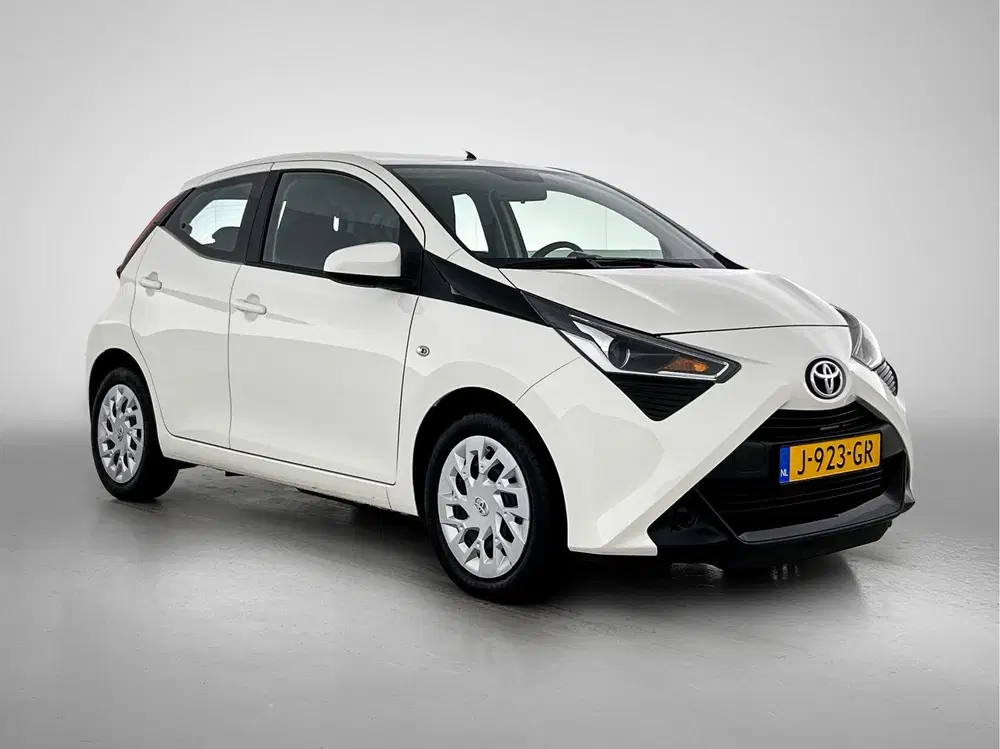 Toyota Aygo 1.0 VVT-i x-play uit 2020, foto 13