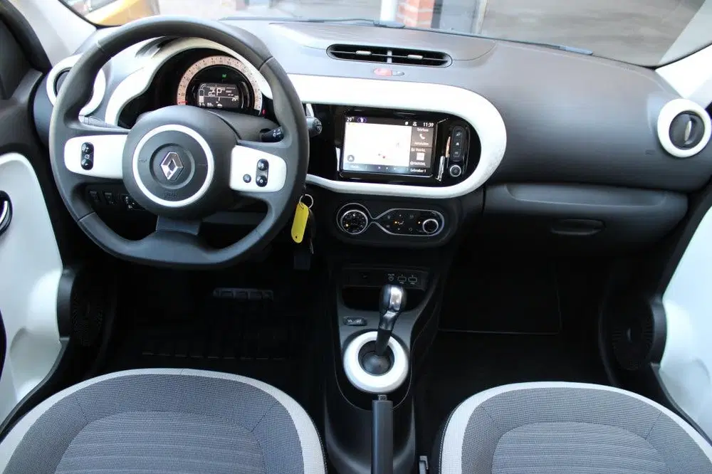 Renault Twingo R80 E-Tech Equilibre uit 2023, foto 2