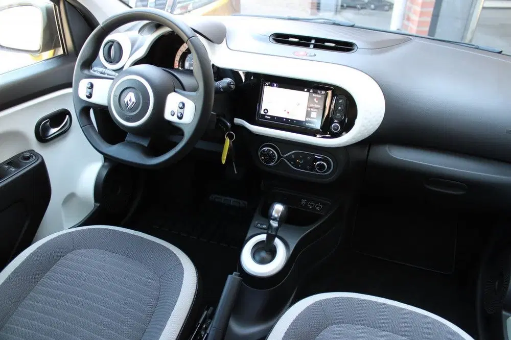 Renault Twingo R80 E-Tech Equilibre uit 2023, foto 4