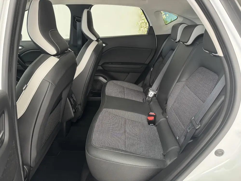 Renault Captur 1.0 TCe 90 Intens uit 2021, foto 9