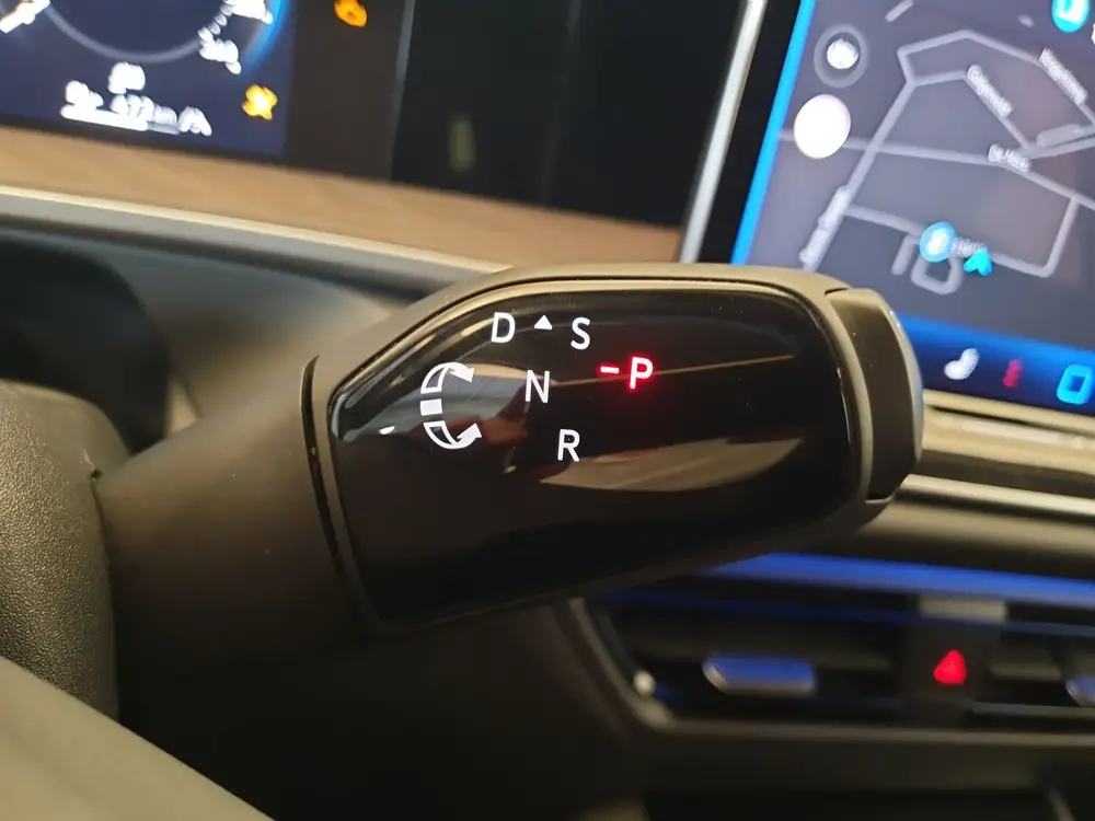 Volkswagen Tayron 1.5 eHybrid DSG/AUT 204pk Elegance Wegklap uit 2025, foto 20