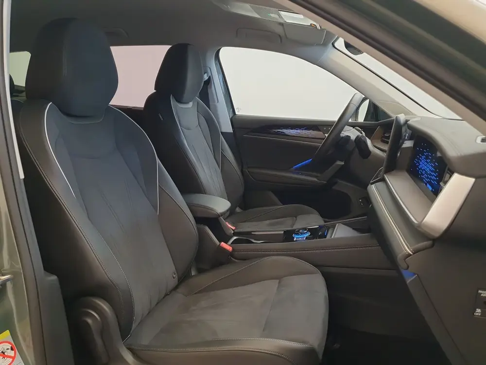 Volkswagen Tayron 1.5 eHybrid DSG/AUT 204pk Elegance Wegklap uit 2025, foto 4