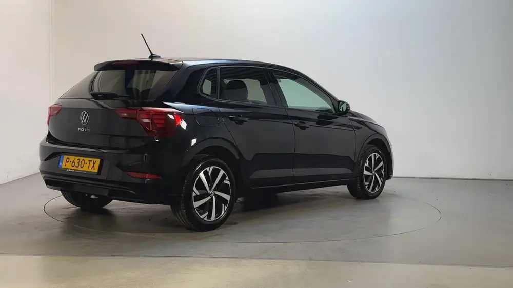 Volkswagen Polo 1.0 TSI Life Business Stoelverwarming Parkee uit 2022, foto 3