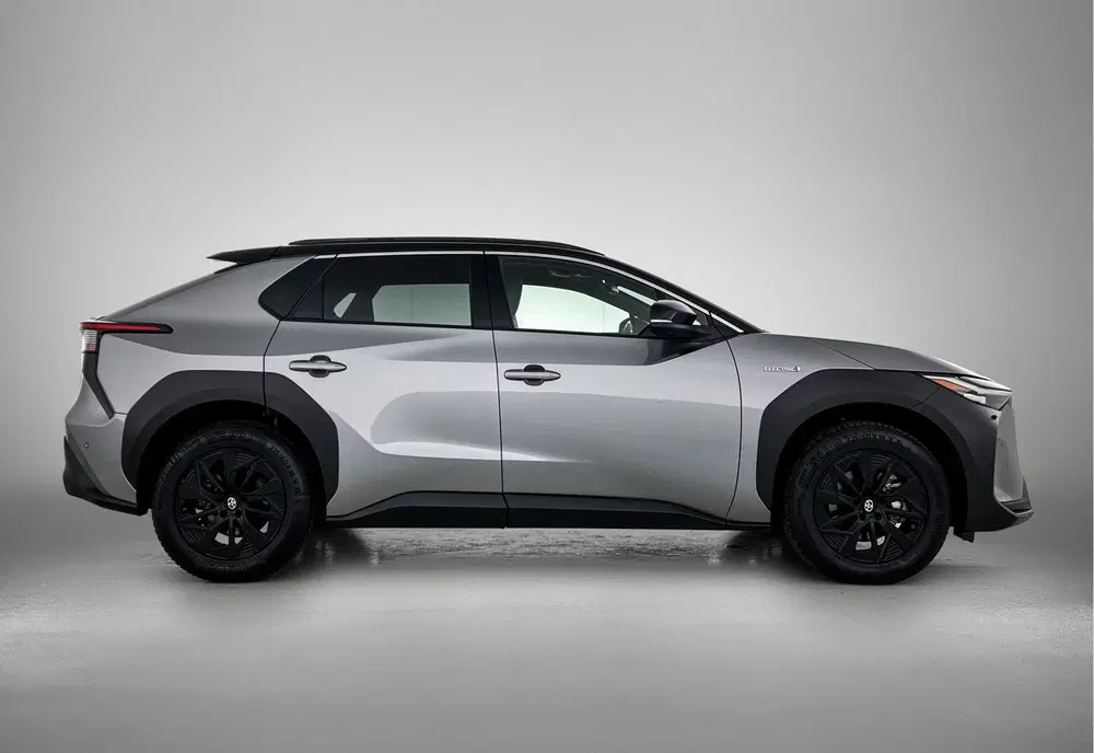 Toyota bZ4X Premium 4WD 71 kWh uit 2023, foto 15