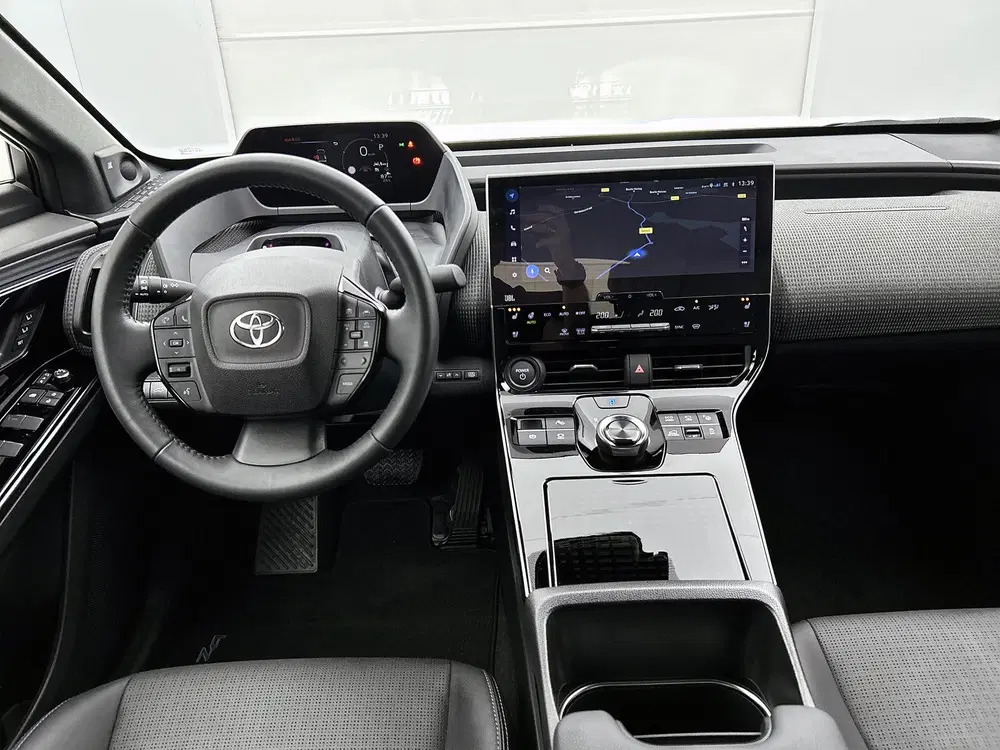 Toyota bZ4X Premium 4WD 71 kWh uit 2023, foto 4