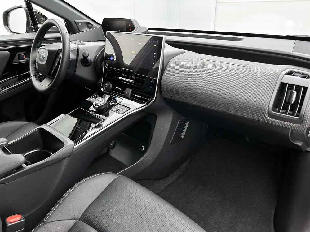 Toyota bZ4X Premium 4WD 71 kWh uit 2023, foto 6