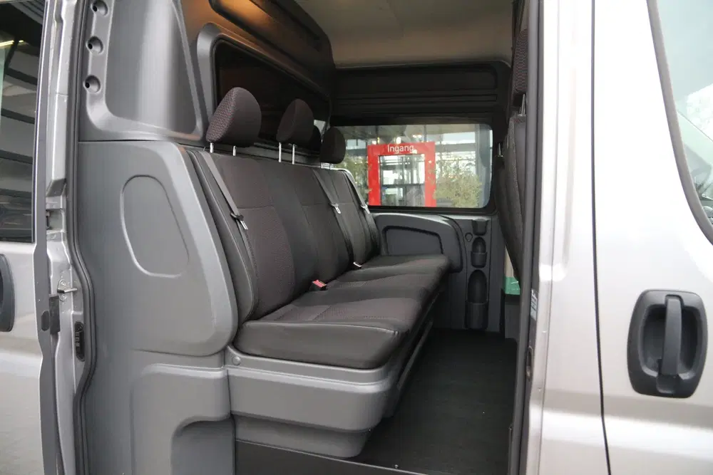 Citroën Jumper 2.2 BlueHDi 140 uit 2022, foto 18