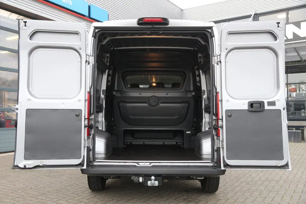 Citroën Jumper 2.2 BlueHDi 140 uit 2022, foto 3