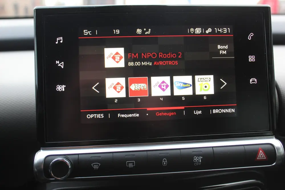 Citroën C4 Cactus 1.2 PureTech Business , 110pk Dealer onde uit 2019, foto 14