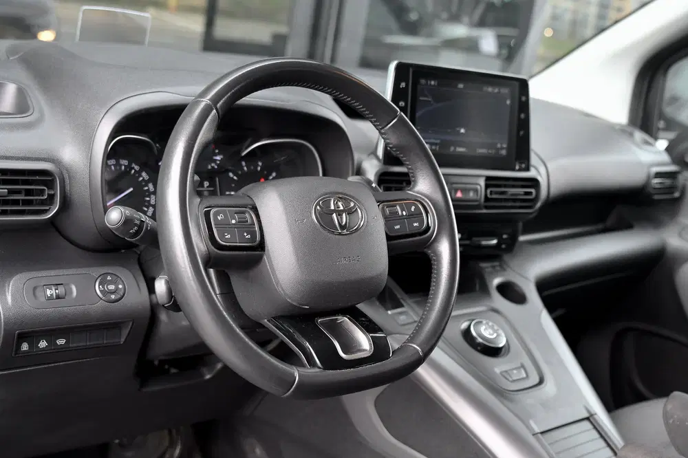 Toyota Proace City 1.2 Turbo Professional Long 7p. HUD uit 2020, foto 16
