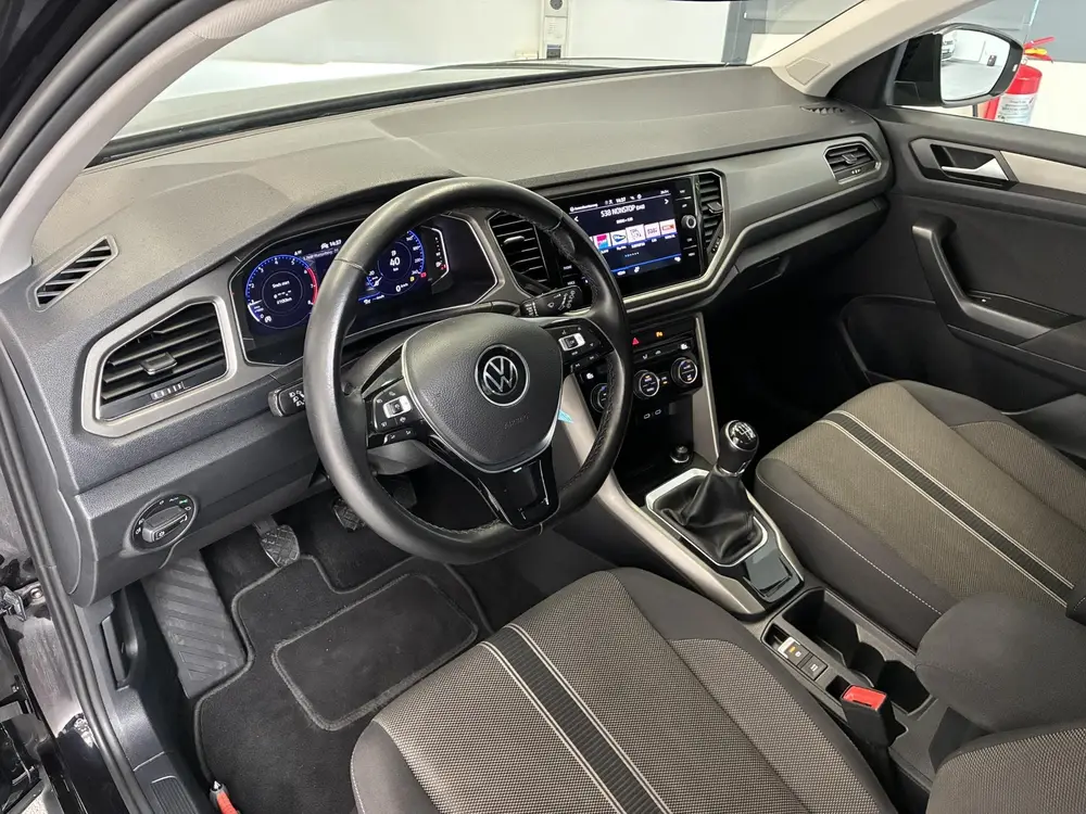 Volkswagen T-Roc 1.0 TSI Style Business | TREKHAAK | VIRTUAL uit 2022, foto 4