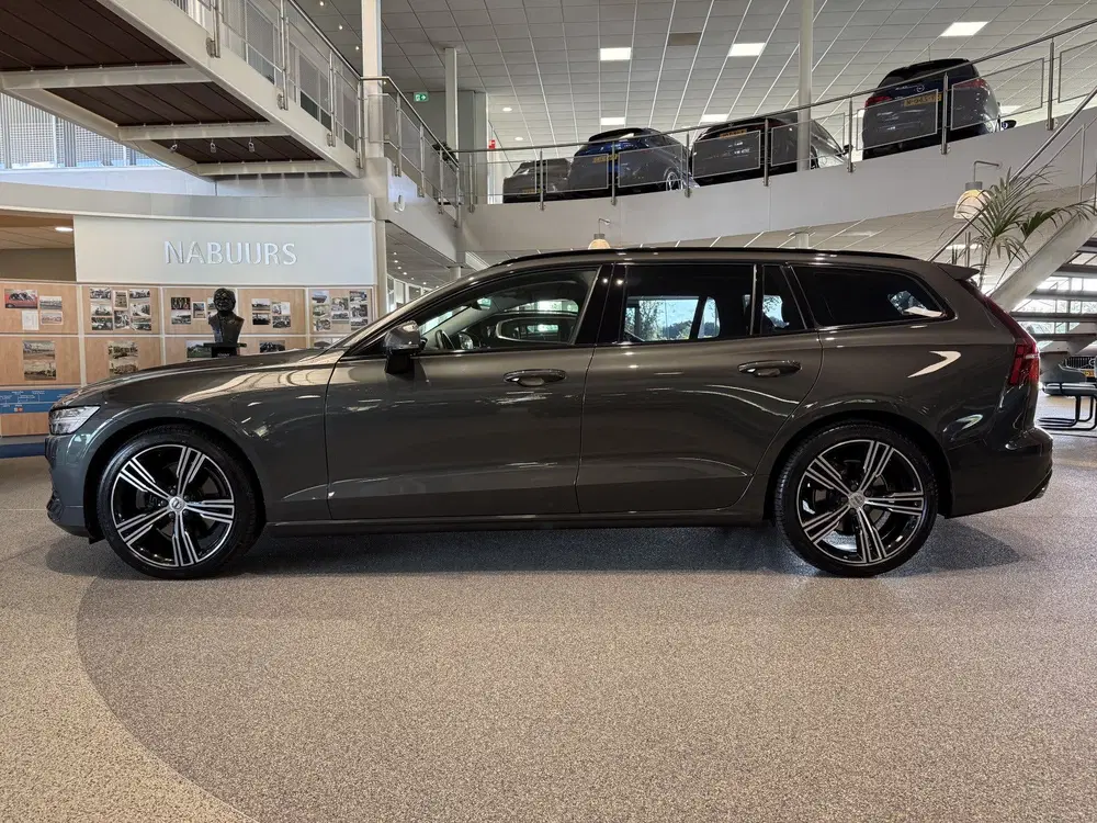 Volvo V60 2.0 B4 Inscription NL auto uit 2020, foto 3