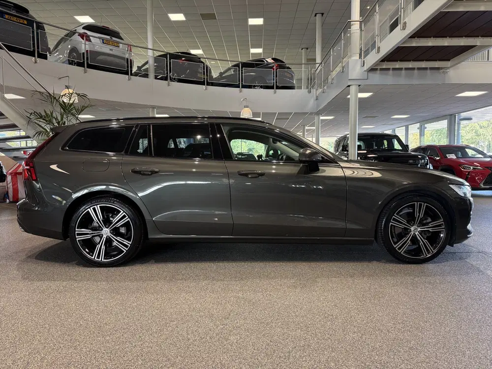 Volvo V60 2.0 B4 Inscription NL auto uit 2020, foto 4