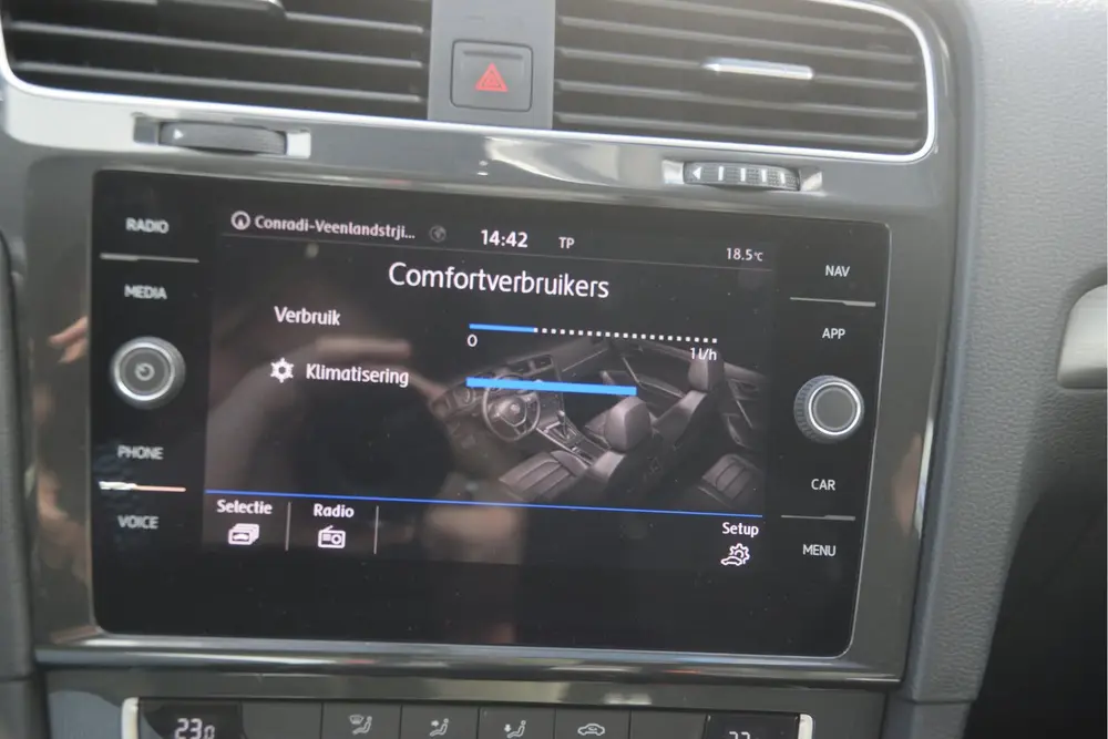 Volkswagen Golf 1.0 TSI Comfortline Navi | PDC | DAB | LMV | uit 2019, foto 17