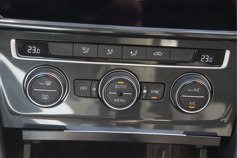 Volkswagen Golf 1.0 TSI Comfortline Navi | PDC | DAB | LMV | uit 2019, foto 20